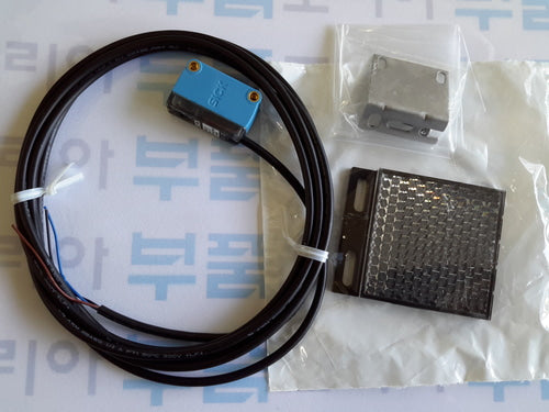 [SICK] GL6-N1111 Compact Photoelectric Sensor
