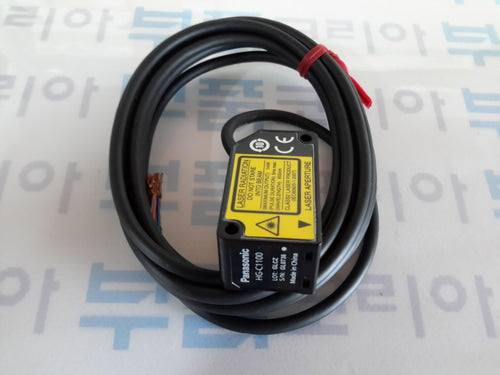 PANASONIC HG-C1100 Laser / Displacement Sensor