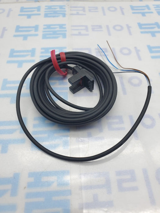 PANASONIC PM-Y45-P-C3 Micro Photoelectric Sensor