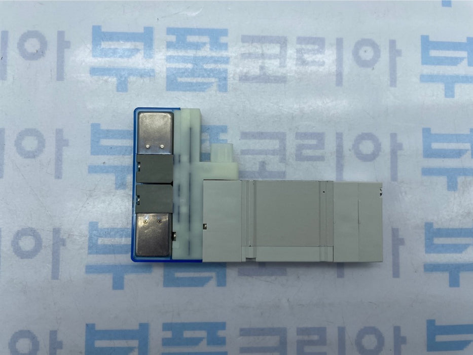 [SMC Pneumatics]Solenoid Valve SY3300-5U1-NA