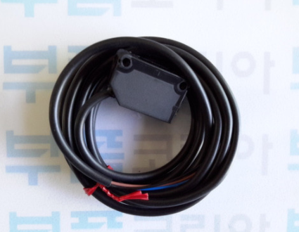 [PANASONIC] Compact Photoelectric Sensor CX-424 — Mechatalk