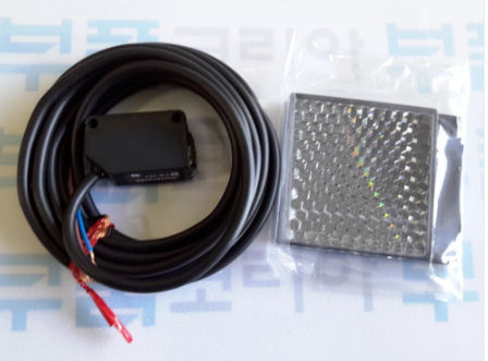[PANASONIC] Compact Photoelectric Sensor CX-493