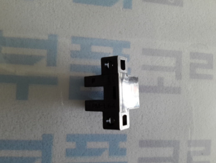 [PANASONIC] Small U-shaped Micro Photoelectric Sensor PM-L64