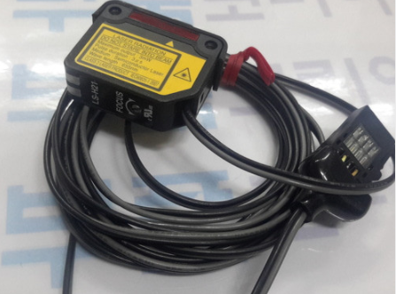 [PANASONIC] Digital Laser Sensor LS-H21