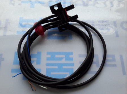 [PANASONIC] U-shaped Micro Photoelectric Sensor PM-K45
